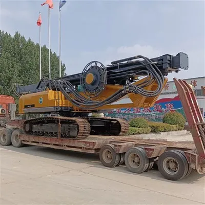 掘削機パイルドライバー